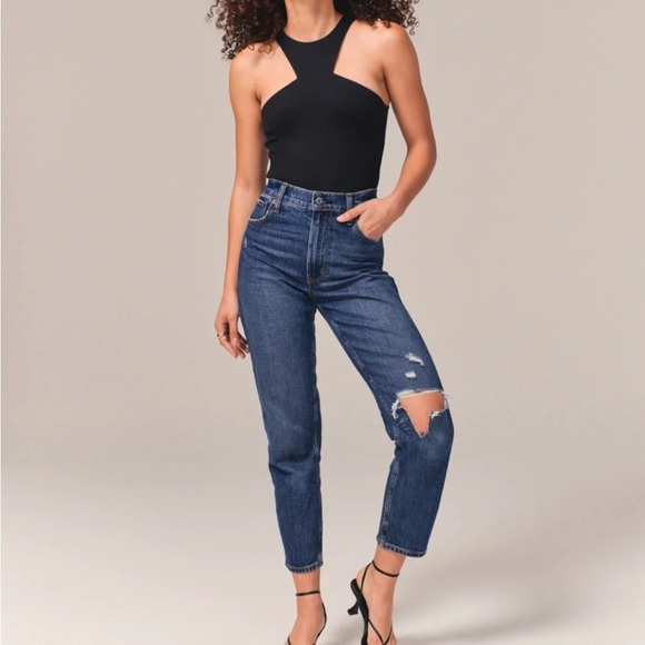 Abercrombie & Fitch Denim - NWT-Abercrombie & Fitch High Rise Mom Jeans